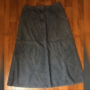 🛑SOLD🛑  Denim skirt size 12P